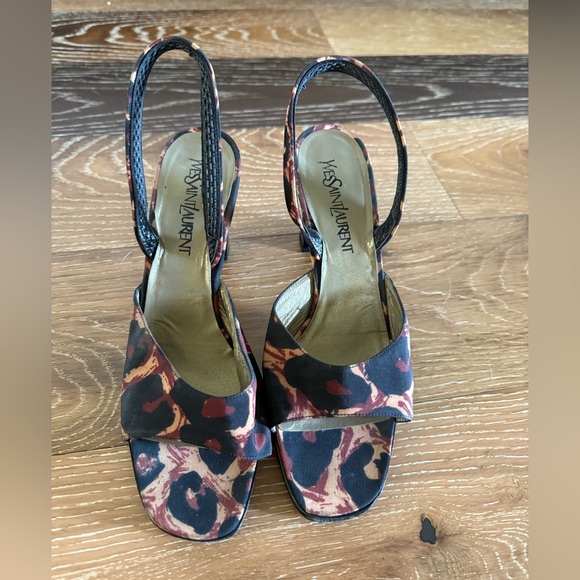 Yves Saint Laurent cheetah print heels sling back - Picture 8 of 12